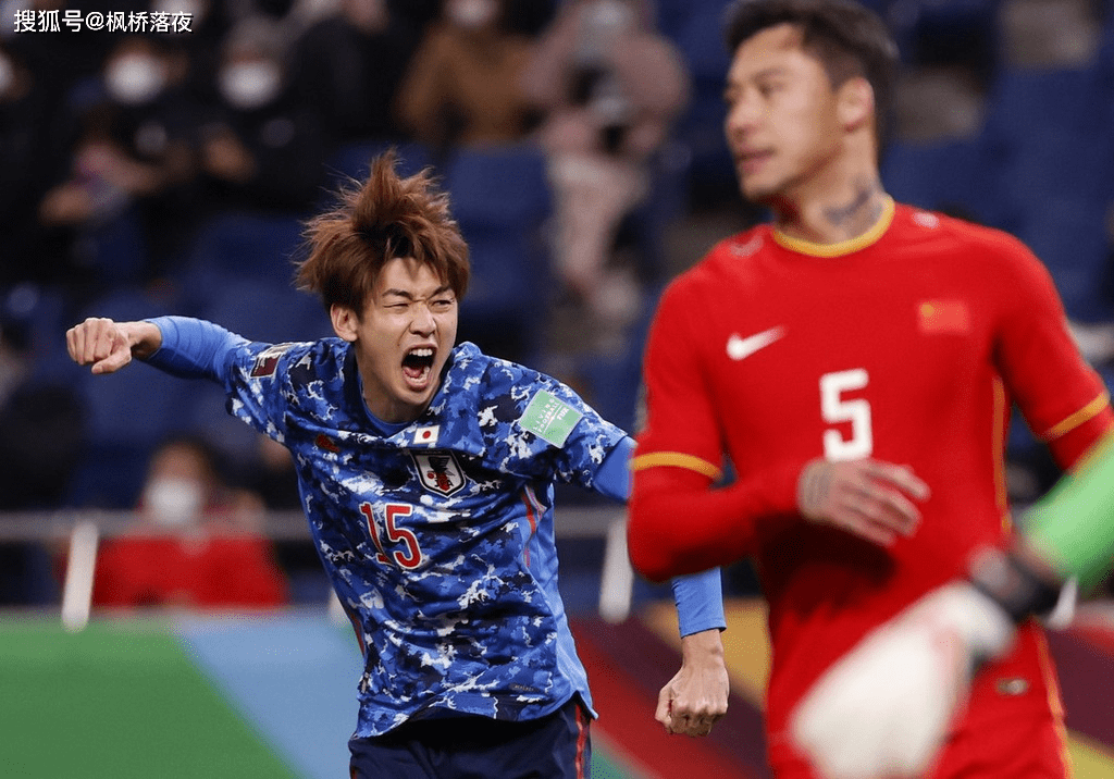 爱游戏包含犹他爵士训练开放日，清晨复出首秀引欢呼，中超在即，训练强度明显提升的词条